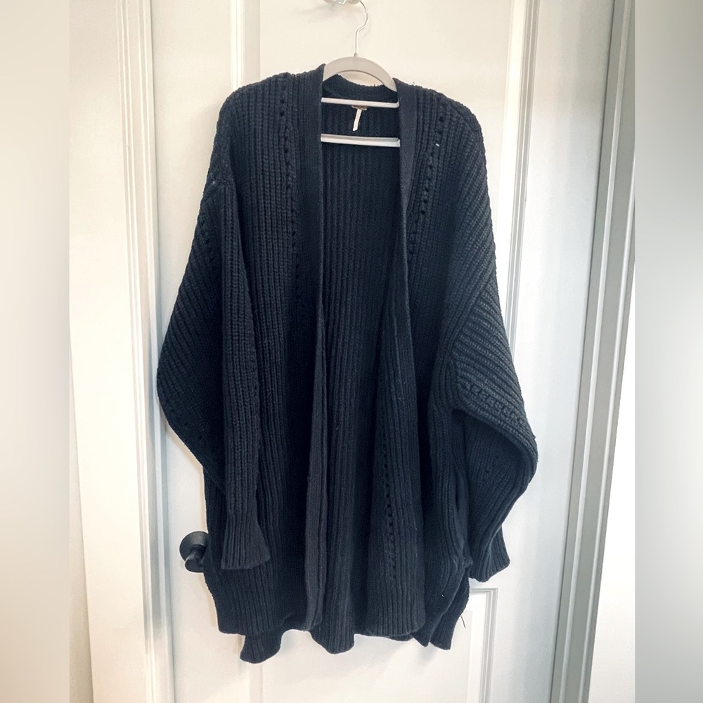 FREE PEOPLE 🖤 cardy